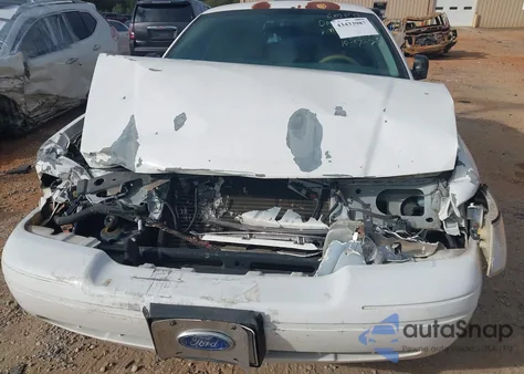 2005 Ford Crown Victoria Standard from USA, damaged, VIN 2FAFP73W95X127388